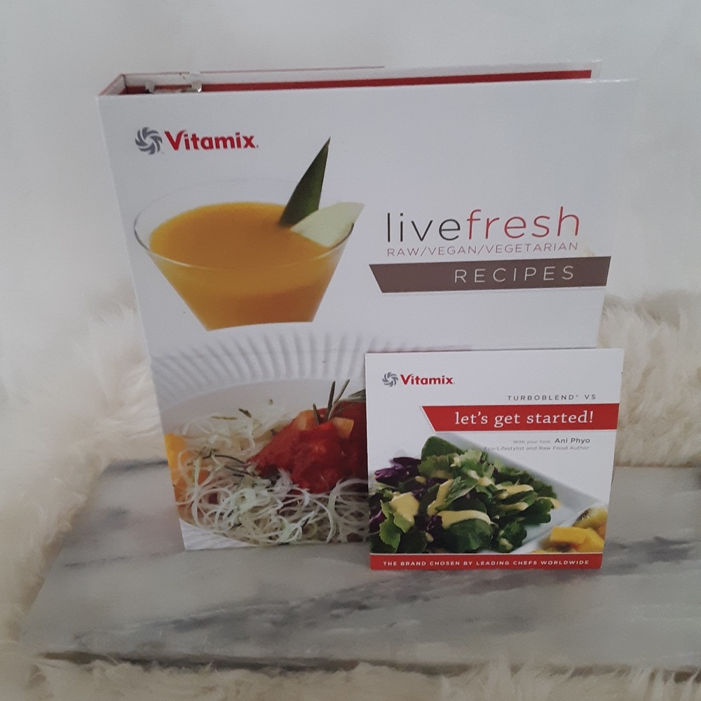 Vitamix  Live Fresh Recipes Raw Vegan & Vegetarian  Cookbook with CD